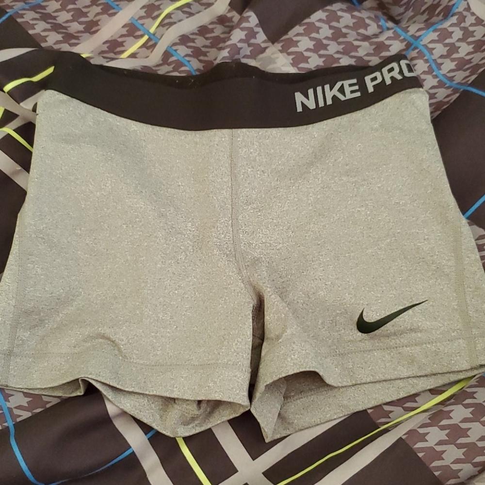 Nike pro dri-fit